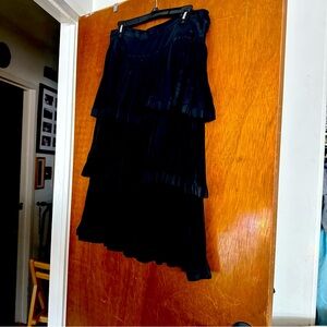 Carlisle size 10 skirt silk